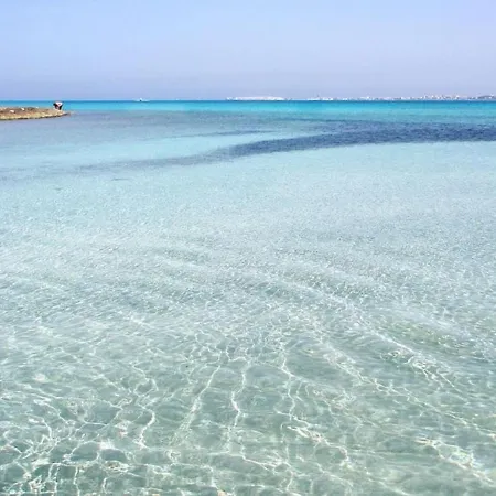 Spazioso E Comodo A Due Passi Dalle Spiagge Di Pescoluse Vakantiehuis Marina Di Pescoluse